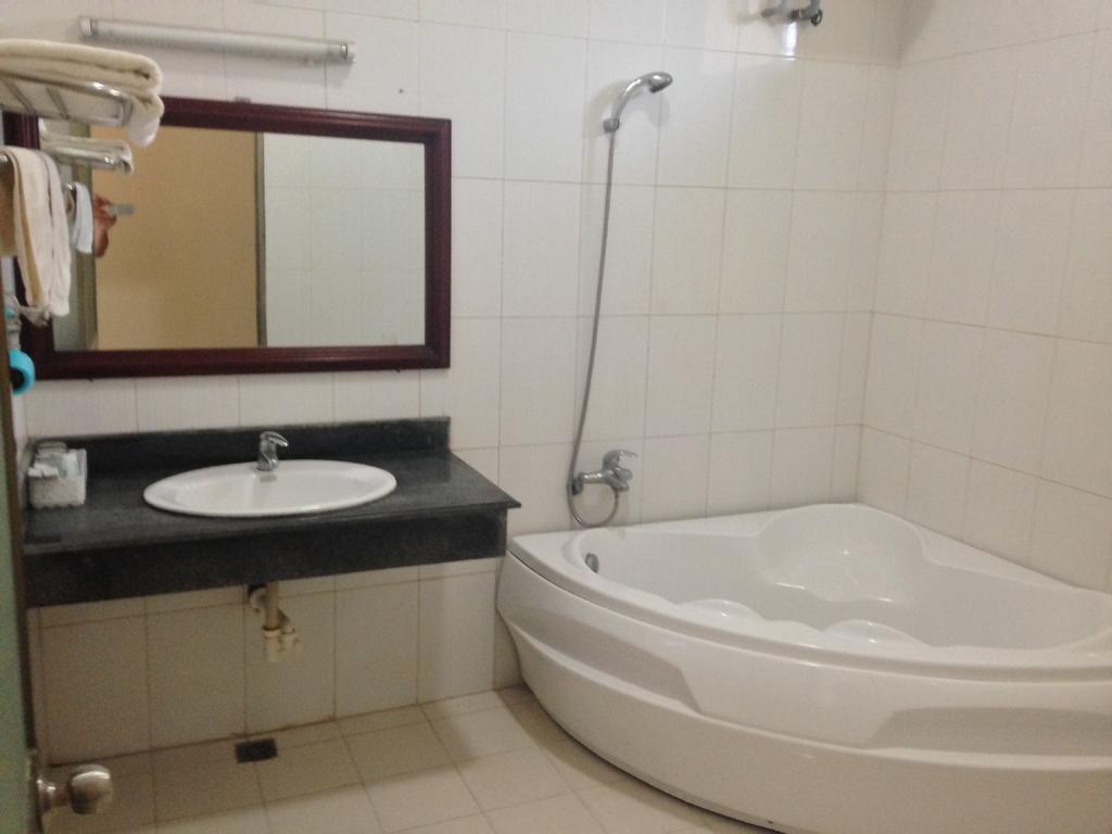 Hoa Phuong Hotel Хайфон Номер фото